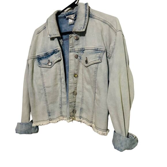 Venus Women's Blue Acid Wash Denim Style Fringed Bottom Jacket Size Medium - Picture 1 of 9